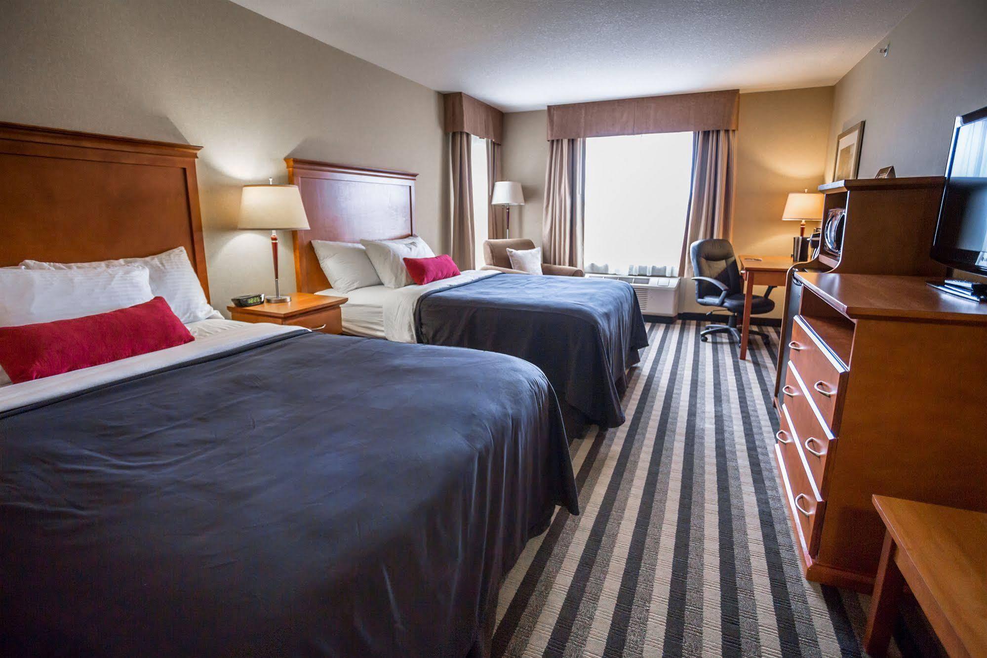 Days Inn & Suites By Wyndham Edmonton Airport Leduc Kültér fotó