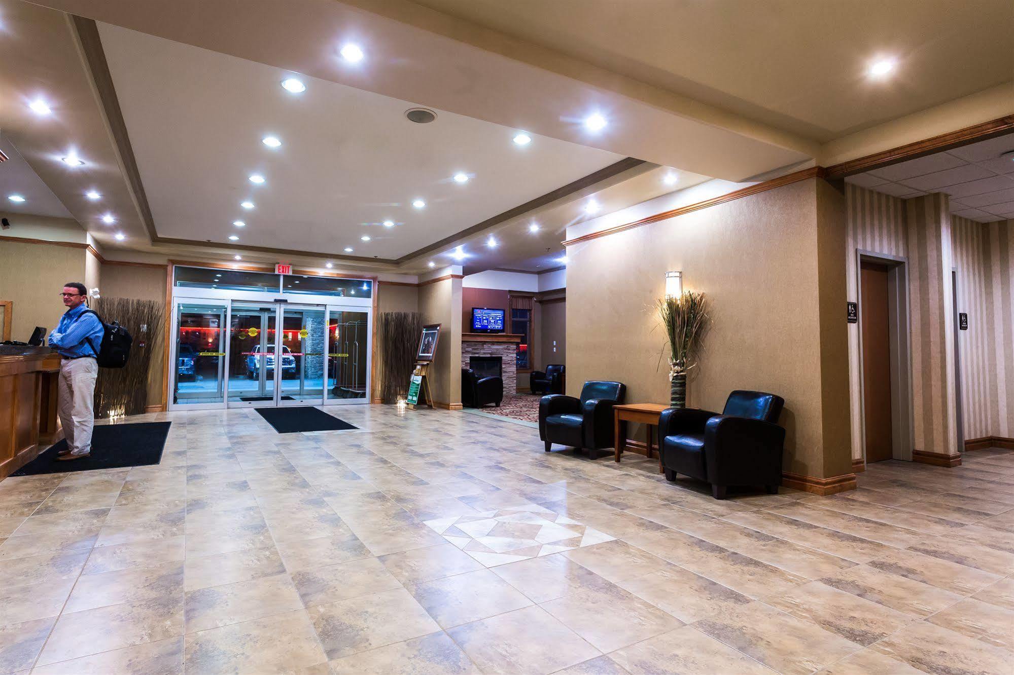 Days Inn & Suites By Wyndham Edmonton Airport Leduc Kültér fotó